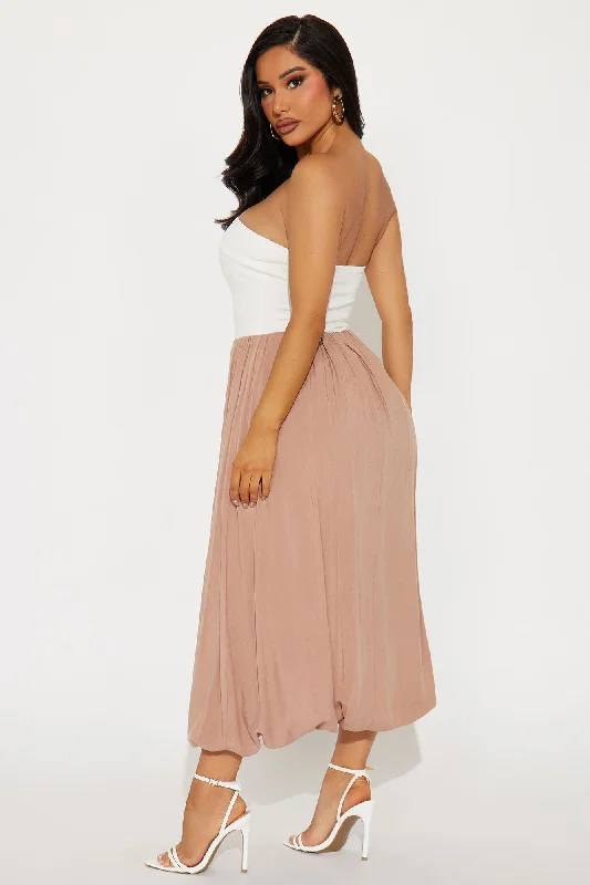 Hayden Strapless Midi Bubble Dress - Taupe/combo