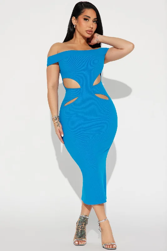 Mila Cutout Midi Dress - Blue