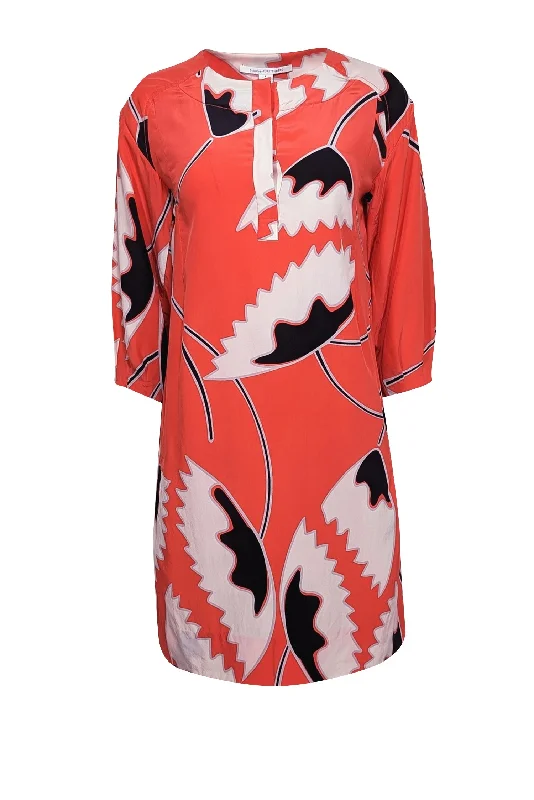 Diane von Furstenberg - Coral, White, & Black Print Silk Shift Dress Sz 4