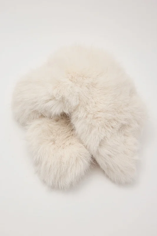 Token Faux Fur Y2K Trapper Hat White