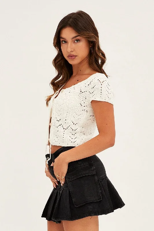 Black Mid Rise Out Pocket Cargo Mini Denim Skirt