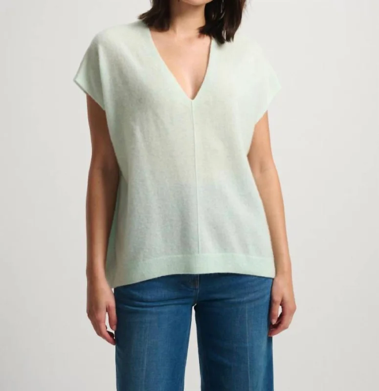 Cashmere V-Neck Poncho Top In Seafoam