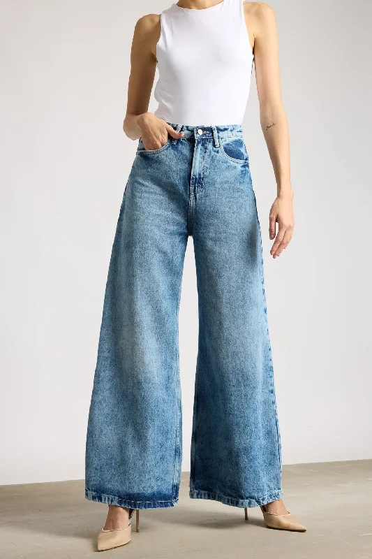 Vintage 90's Wide Flare Jeans