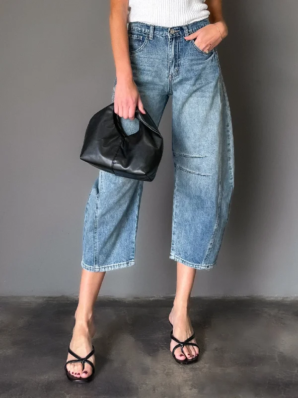 Noah Barrel Jeans in Denim