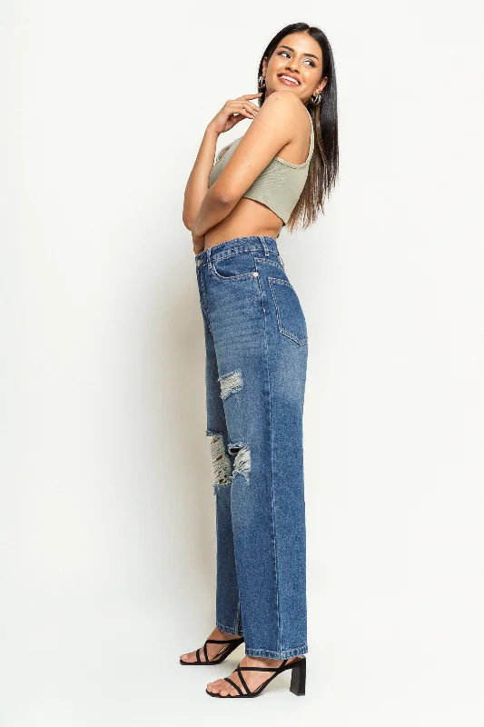 Modish Straight Jeans