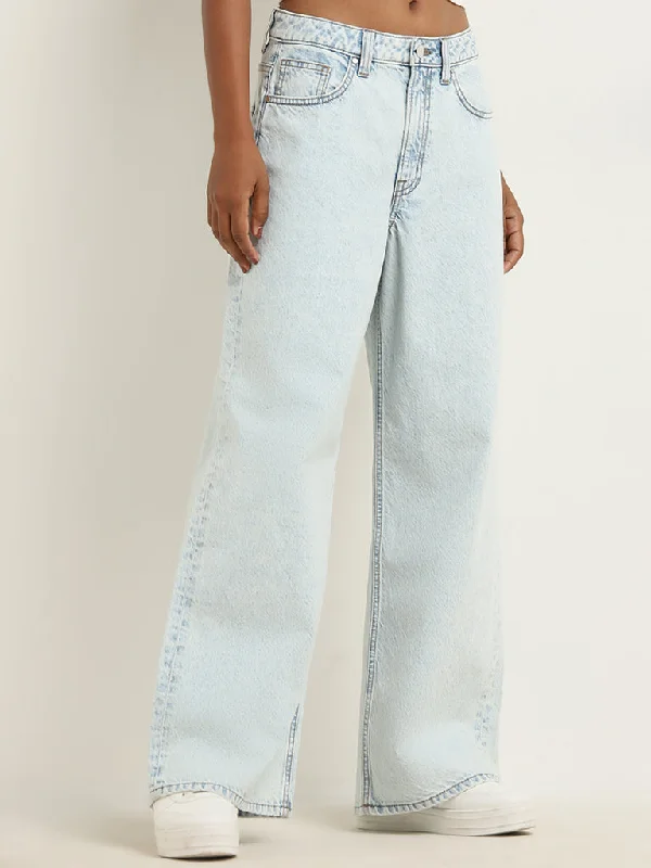 Nuon Light Blue Faded Mid - Rise Relaxed - Fit Jeans