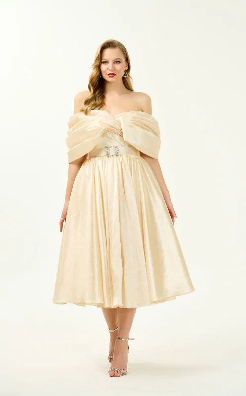 Get It Before It’s Gone!Gygess G2411003 Dress
