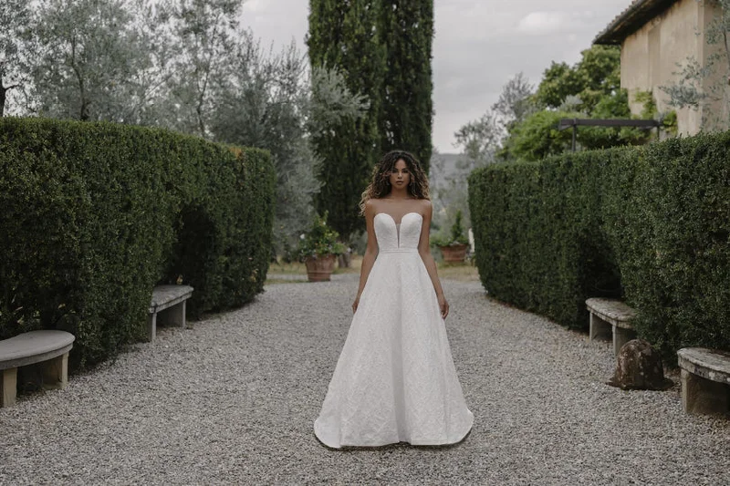 Great Deals, Just for You!Allure Bridals Arnetta