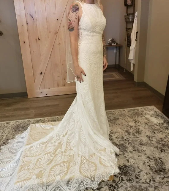 Best Price of the Season!Allure Bridals F116-Marlowe