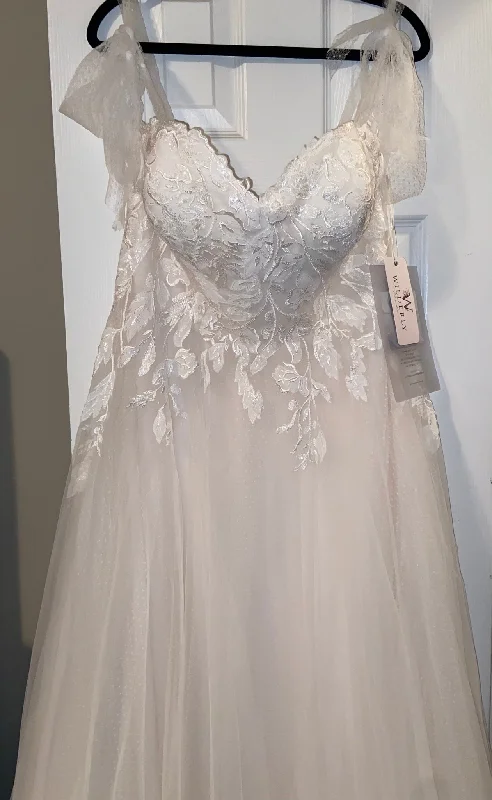 Buy More, Pay Less!Allure Bridals Samantha F180