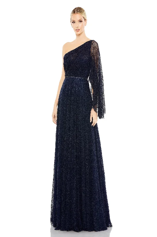 Score Big Savings Today!Mac Duggal 11244