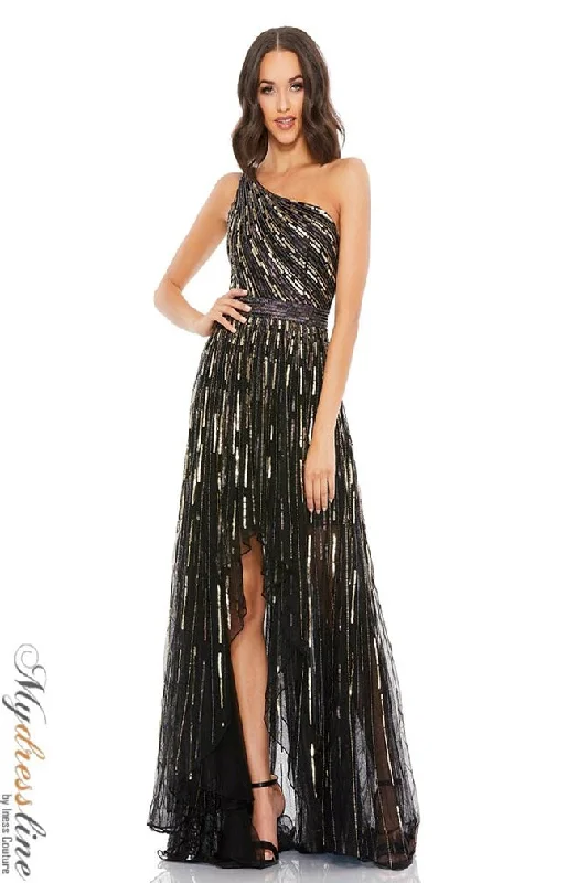 Exclusive Savings This Week!Mac Duggal 5381