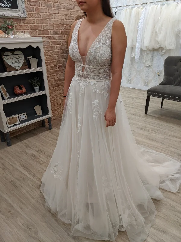 More Discounts, More Joy!Maggie Sottero Raelynn 9RT827