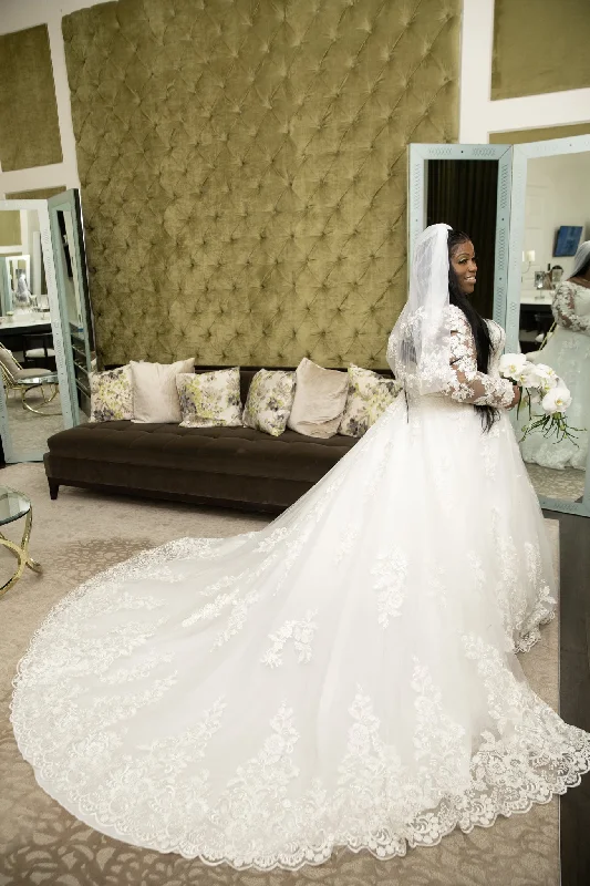 Limited Time Offer!Mori Lee 3258