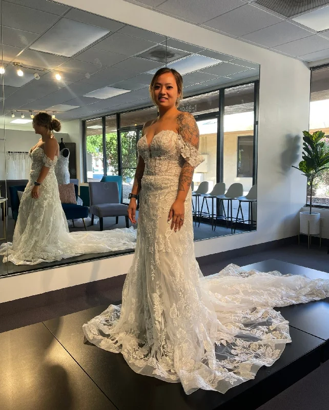 Huge Price Cuts Await!Mori Lee Blossom 2307