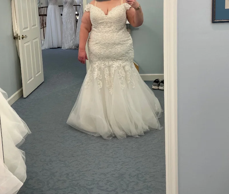 Hottest Discounts of the Year!Mori Lee Julietta Kariana 3234