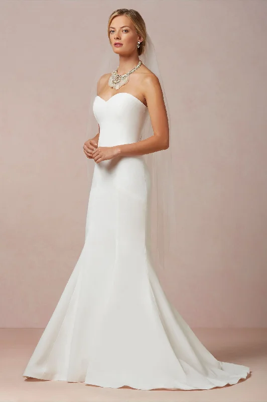 Great Deals, Just for You!Nicole Miller Dakota