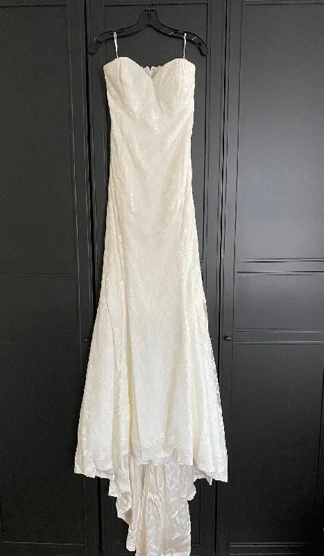 Your Favorite Items on Sale Now!Nicole Miller Madison KA10003
