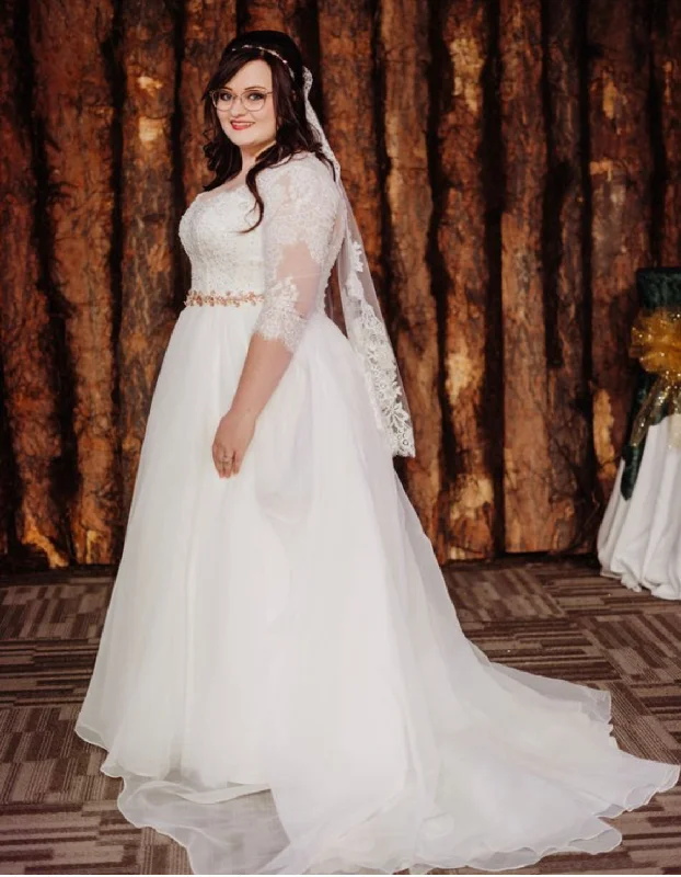 Score Huge Discounts Today!Oleg Cassini 8CWG731