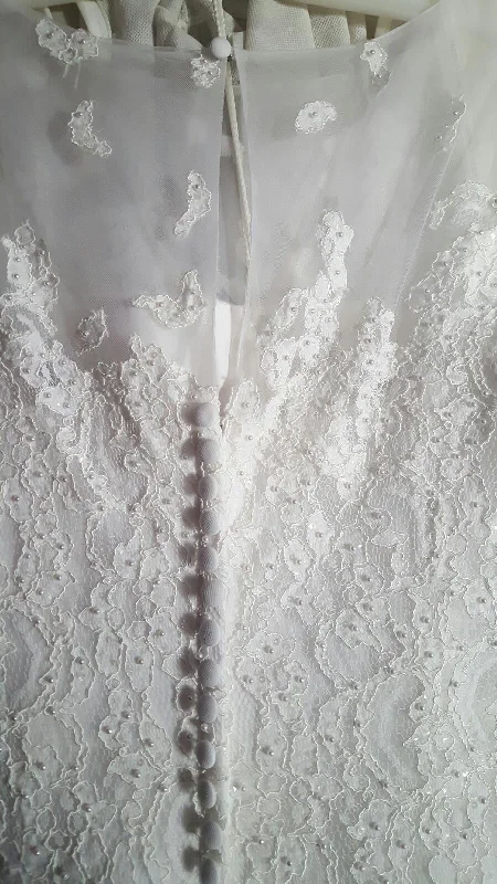 Your Dream Deal is Here!Oleg Cassini Cap Sleeve