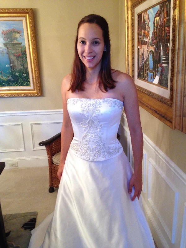 Enjoy Huge Discounts Now!Oleg Cassini Corset Dress
