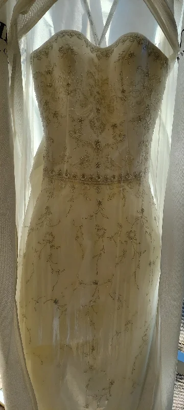 Lowest Prices Guaranteed!Oleg Cassini CT258