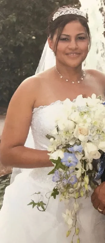 Special Discounts Inside!Oleg Cassini CV189