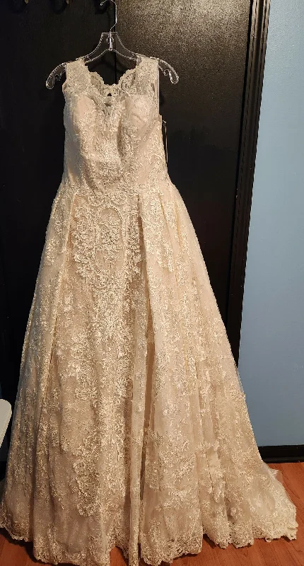 Get Ready to Save!Oleg Cassini CWG780