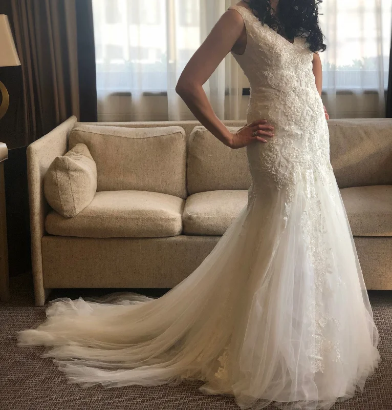 Huge Savings – Act Now!Oleg Cassini CWG795