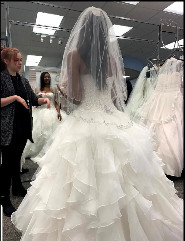 Exclusive Offers You’ll Love!Oleg Cassini Oleg Cassini 'CWG568'