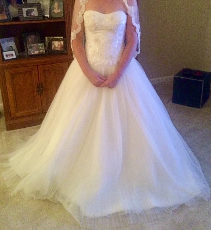Huge Price Cuts Await!Oleg Cassini Sweetheart
