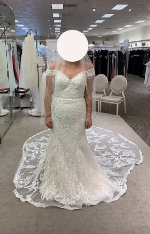 Hottest Discounts of the Year!Oleg Cassini XTCWG808