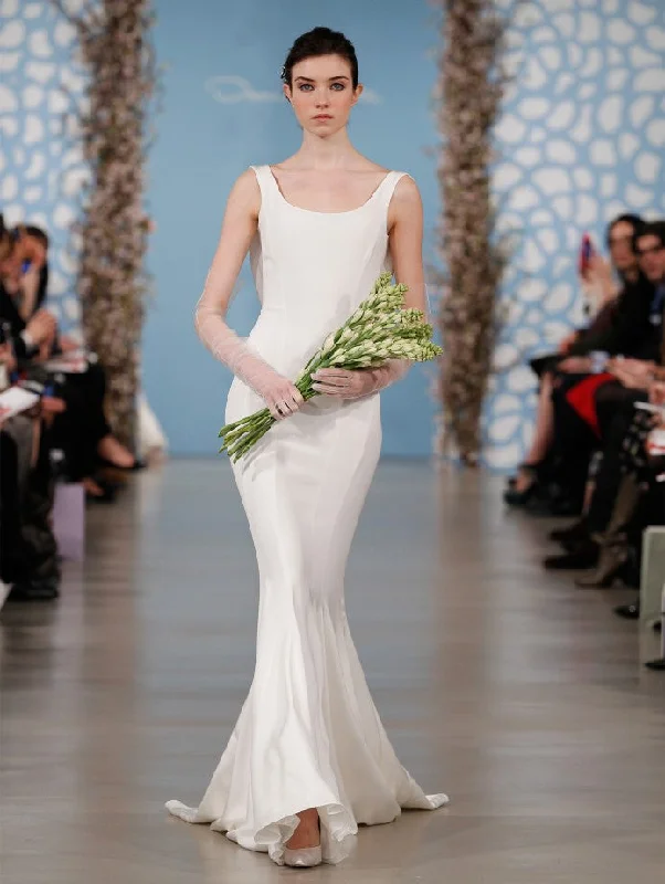 Everything Must Go!Oscar de la Renta Adele