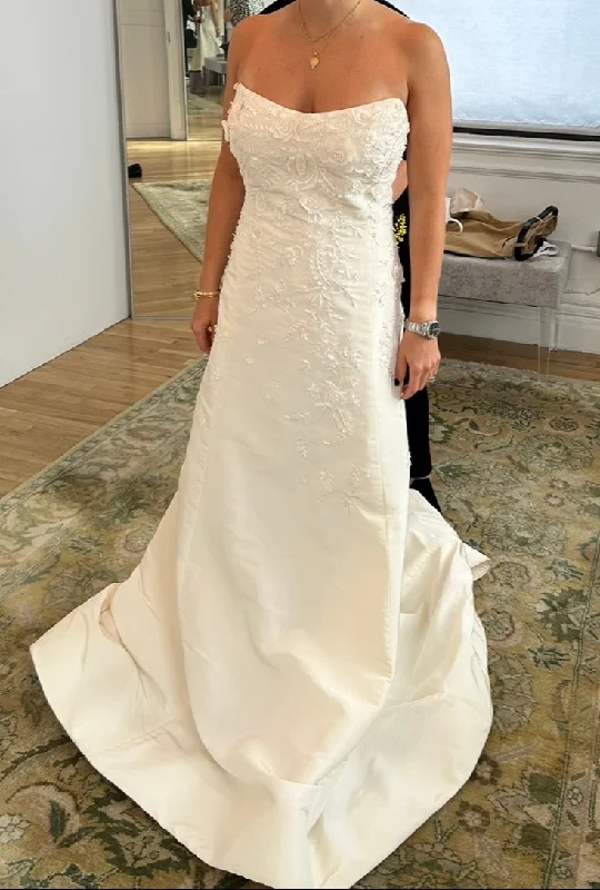 Buy One, Get One Free!Oscar de la Renta Look 12