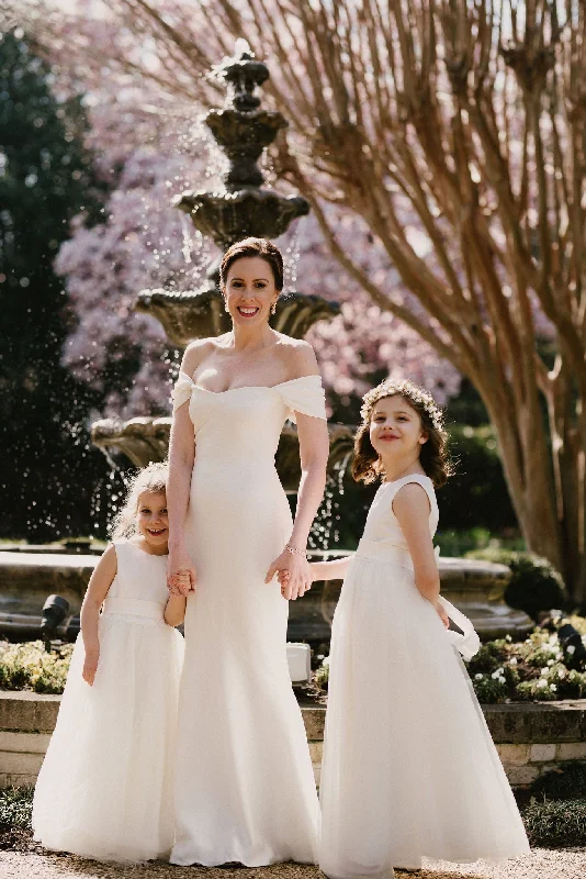 Your Shopping Wish, Our Discount Command!Pronovias Raciela