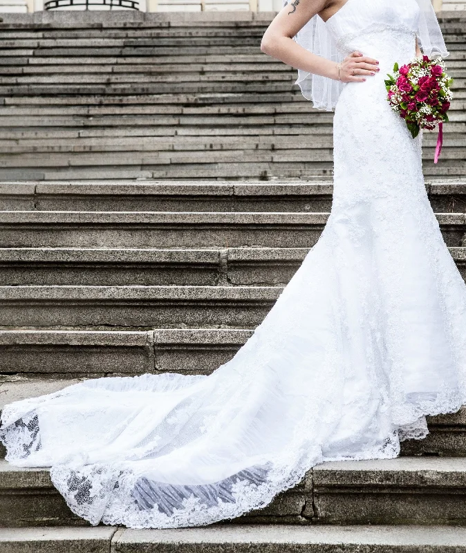 Exclusive Offers You’ll Love!Pronovias Romantic