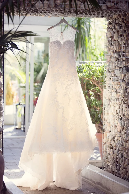 Today’s Deals, Tomorrow’s Regrets!Pronovias TaMia
