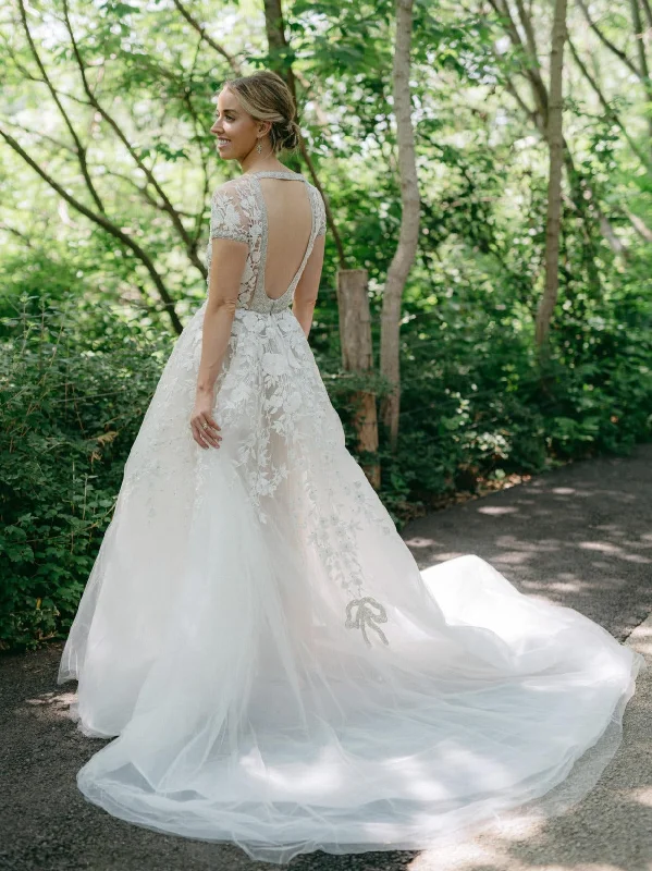 Today Only – Don’t Miss It!Reem Acra Open Your Heart