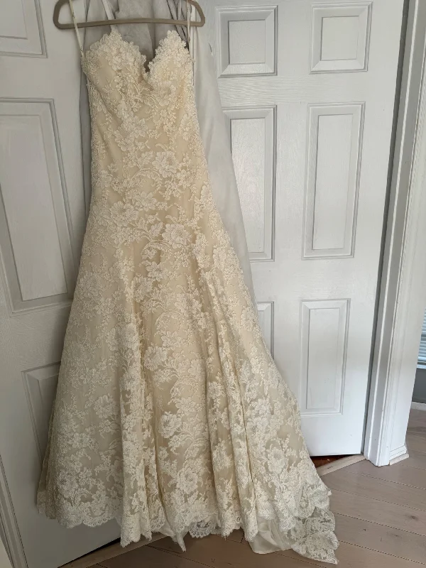 Don't Miss Out!Vera Wang Stephanie