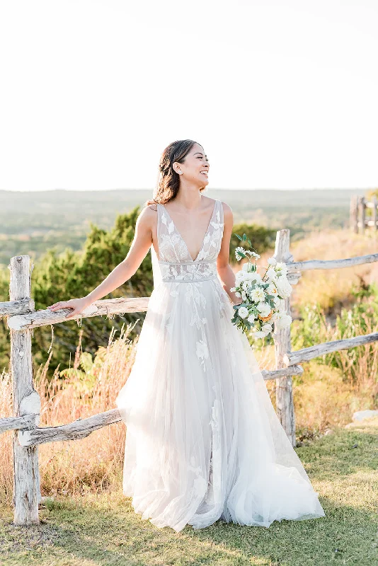 Grab Yours Before It’s Too Late!WILLOWBY Galatea 50704
