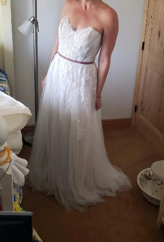 Shop Today, Save Tomorrow!WILLOWBY Geranium Gown
