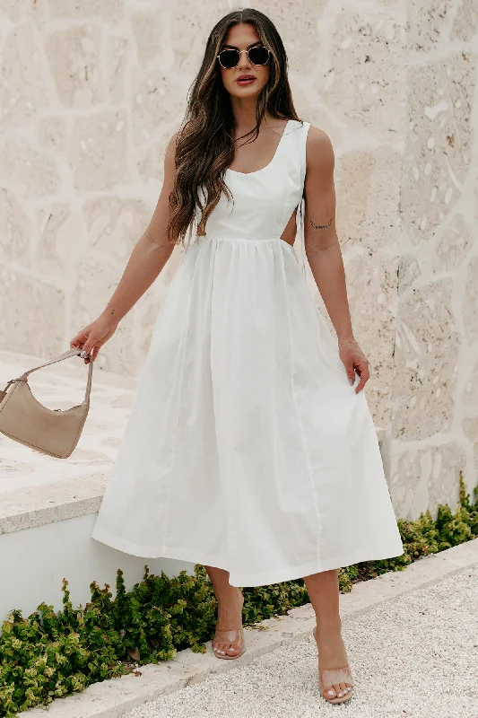 Act Fast – Limited Time Savings!Change Of Perspective Side Cut-Out Midi Dress (Snow)