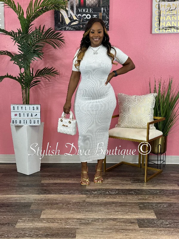 Seasonal Sale – Shop Now!Cherish Fitted Maxi Dress (White)