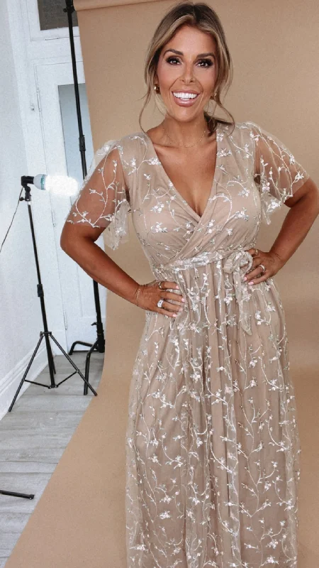 Exclusive Deals Just for You!ECB Exclusive: Dreamy Floral Embroidered Maxi Dress