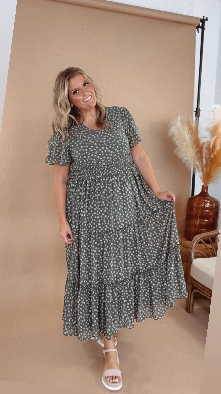 Your Dream Deal is Here!ECB Exclusive: Many Moments Floral Maxi Dress, Green