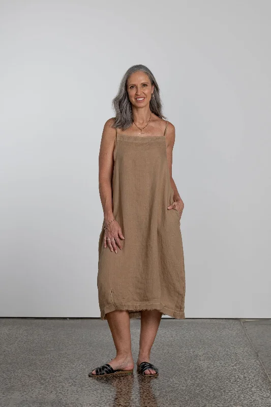 Your Favorite Sale is Back!Lourdes Linen Singlet Dress