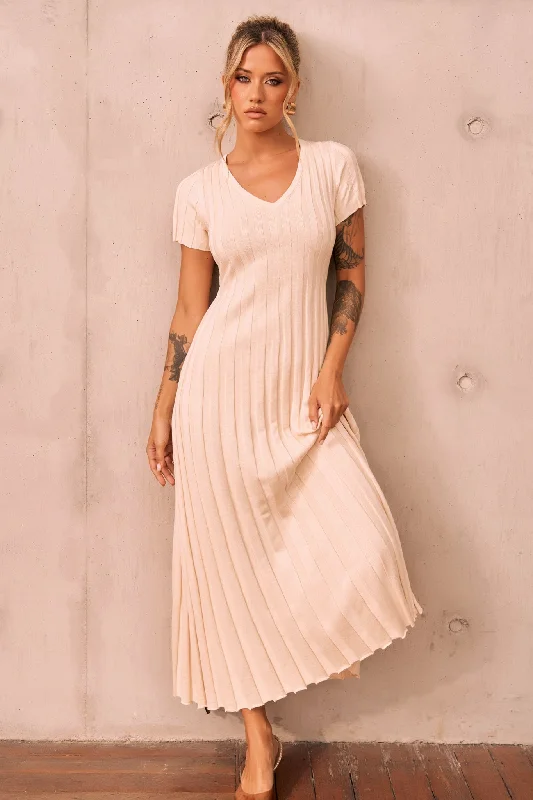 Best Deals Just for You!She Made Me Knit Maxi Dress - Beige