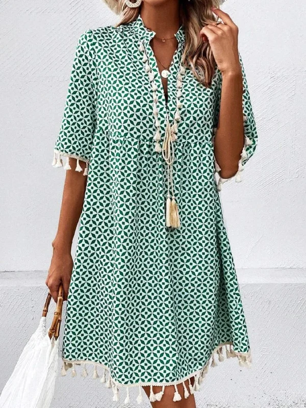 Your Shopping Spree Starts Here!Chic tassel print mini dress