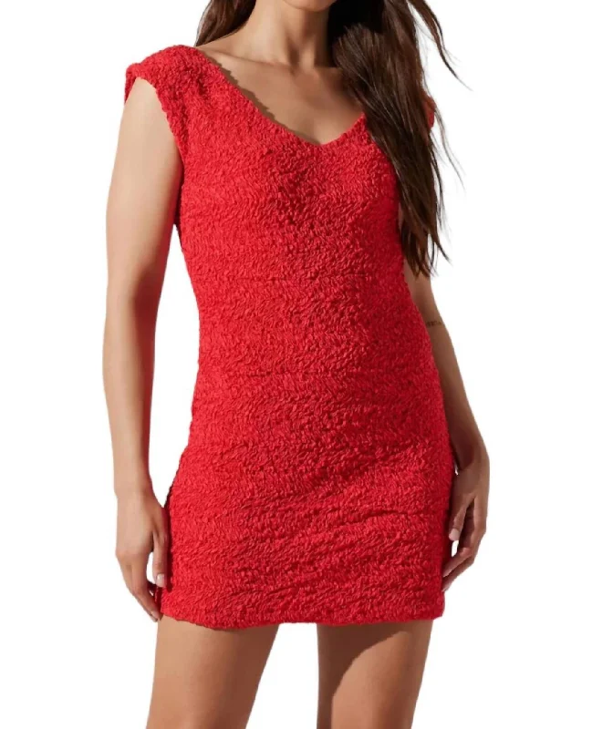 Your Shopping Spree Starts Here!Odelle Bodycon Mini Dress In Red