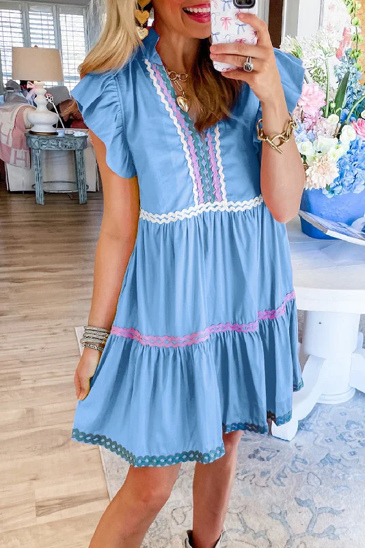 Get It Before It’s Gone!Ric-Rac Colorblock Flutter Sleeve Dress